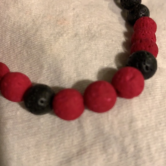 Lava beads bracelet - Picture 4 of 4